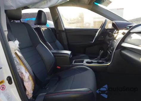 2016 Toyota Camry Se z USA, uszkodzony, nr VIN 4T1BF1FKXGU136480